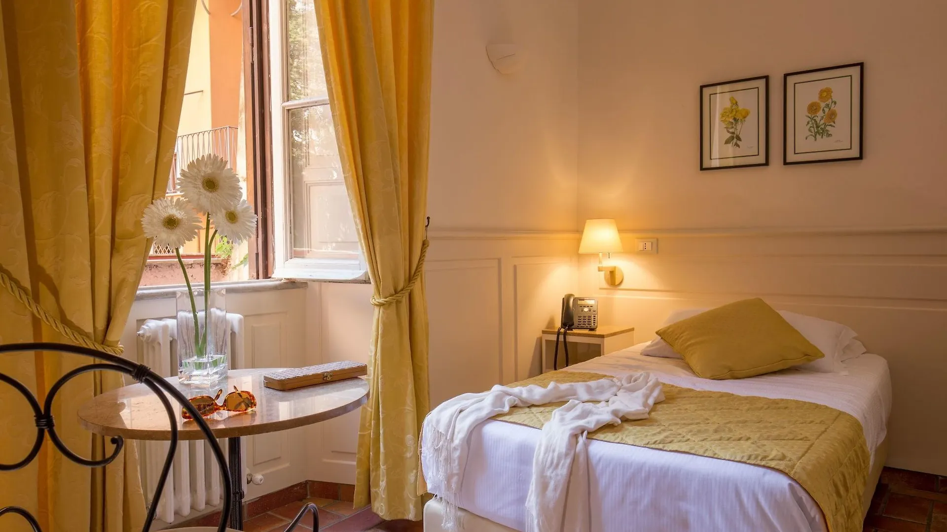 Aenea Inn Рим 3*,