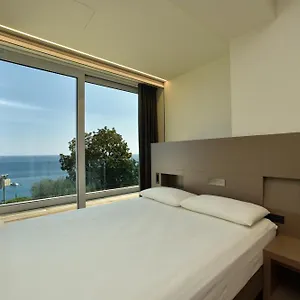 Le Roi 3* Varazze